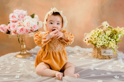 深圳五个月的宝宝可以坐吗